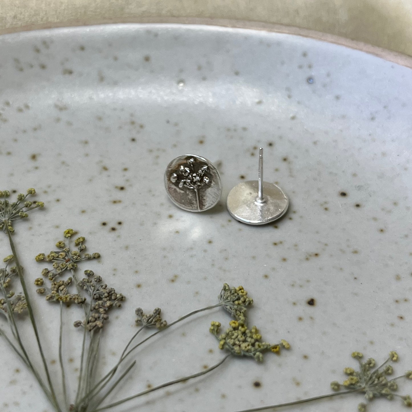 Node Stud Earrings - Dill Flower