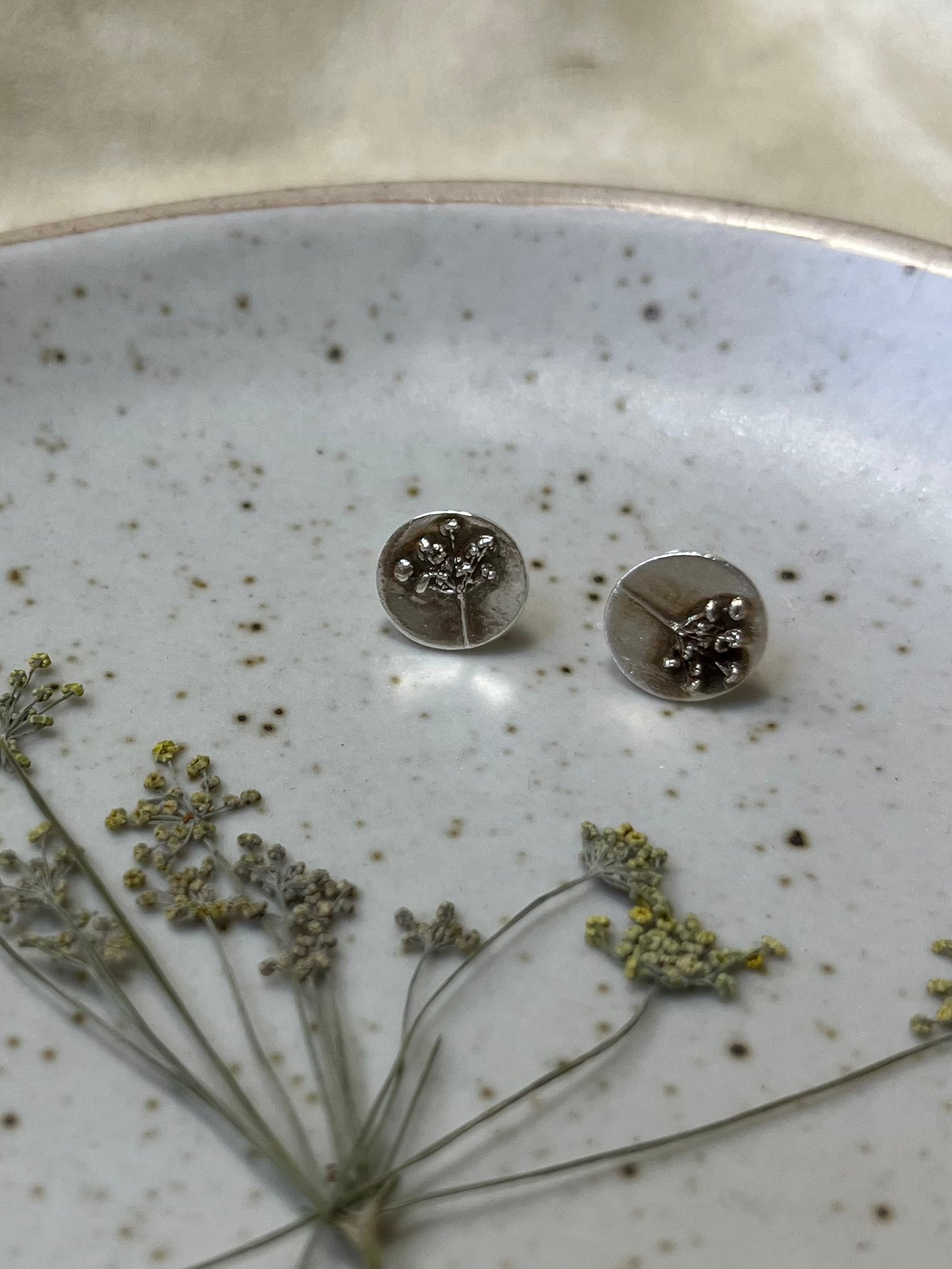 Node Stud Earrings - Dill Flower