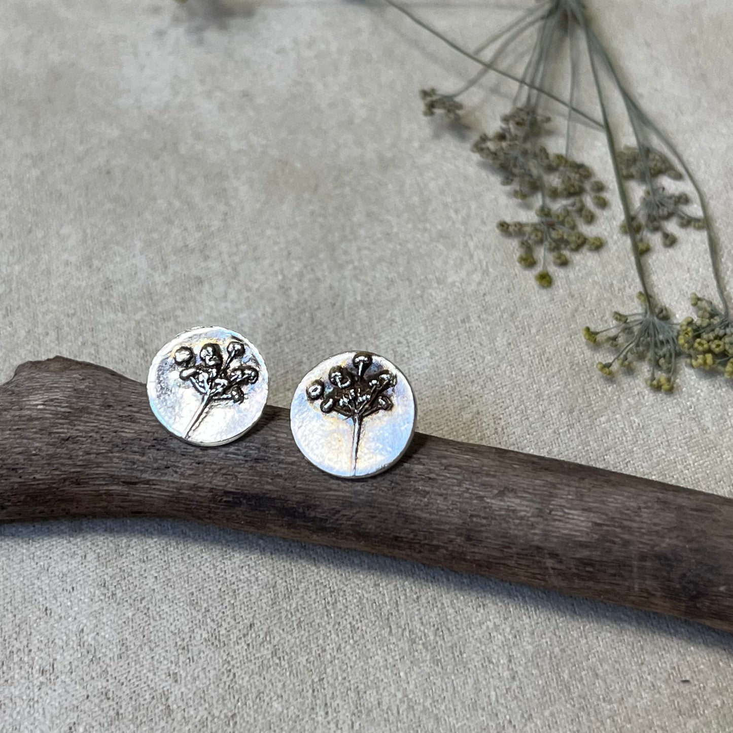 Node Stud Earrings - Dill Flower